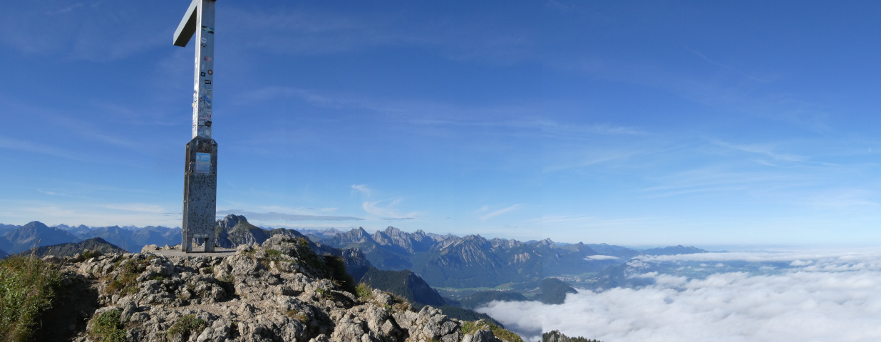 Blick vom Branderschrofen nach Westen